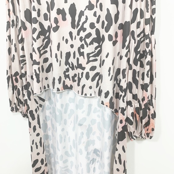 NWT High-Low Leopard Print Top - Picture 4 of 9